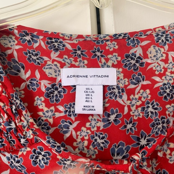 Designer Pullover Blouse - Picture 7 of 10